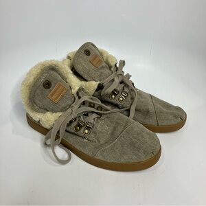 Toms highland botas fleece‎ lined lace up boots gray cream women's size 7 casual